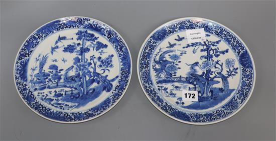 Two 19th century Chinese phoenix and peacock plates diameter 24cm